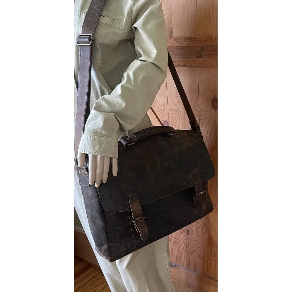 Moonster Buffalo Leather Briefcase 16